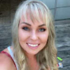 Meet your Posher, Dana